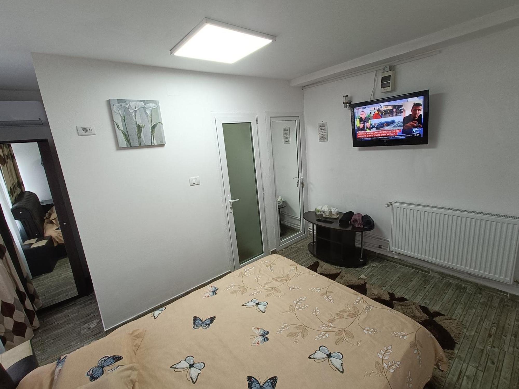 Pensiunea Casa Bianca Târgu Jiu Værelse billede